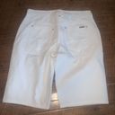 Chico's Chico’s white vacationcore Bermuda style 00/2 shorts Photo 2