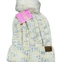 Simply Southern NWT‎  Women’s Chenille White Cream Beanie Photo 0