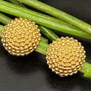 Beehive Vintage CARRÉ Golden  Button Clip On Earrings Photo 1