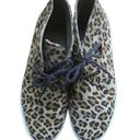 Gap  Womens Cheetah Print Midtop Sneaker Sz 8 Photo 0