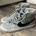 Nike Women’s Blazers Photo 1