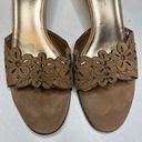 Anne Klein  Suede Leather Rhinestone Floral Kitten Heels Mules Tan Sz 8 Photo 3