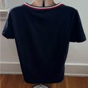 Tommy Hilfiger  navy cotton TH insignia in the front T-shirt, size M preppy Photo 1