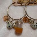 Hot Topic NWT  Honey Bear Waffle Flower gold Hoop Earrings Photo 1