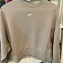 Nike Beige Cropped  Crew Neck Photo 0