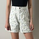 Bermuda vintage white floral print high waisted denim jean  mom shorts Photo 2