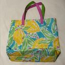 Lilly Pulitzer Estee Lauder and Lily Pulitzer Collab Beach Bag. Photo 1