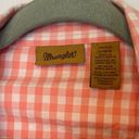 Wrangler  pearl snap pink and white checker shirt / size large Photo 2