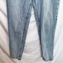 Missguided  Riot Light Wash Denim High Rise Straight Leg Mom Jean size US 10 Photo 2