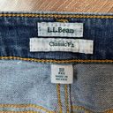 L.L.Bean  Classic Fit jeans medium wash denim Straight Leg women’s size 18 REG Photo 1