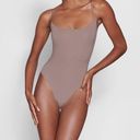 SKIMS  Fits Everybody Cami BODYSUIT Umber Photo 0