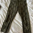 Lululemon cropped mid rise wunder under snakeskin pant Photo 1