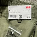 Uniqlo cargos Photo 2