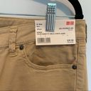 Uniqlo  Skinny Fit Ankle Length Jeans in Beige Photo 4