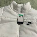 Nike  Sportswear Classic Women’s Puffer Vest Therma-FIT White  Oversized New NWT Photo 4