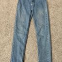 BDG Girlfriend High Rise Jeans Light Wash 25 Photo 2