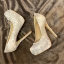 
Steve Madden Nala Iridescent Platform Pump size 5 Photo 3