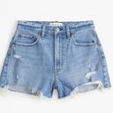 Abercrombie & Fitch Jean Short Photo 0