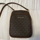 Michael Kors Purse Photo 0