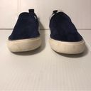 Gap  navy velvet slip on casual shoes sneakers women size 8.5 Photo 3