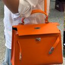 Vera Pelle Large Orange Genuine Leather Handle Bag with a Strap Photo 2