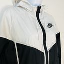 Nike Womens  Windrunner Black White Jacket Medium Track Athletic Hooded Full Zip Photo 2