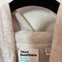 Aritzia Tna Cozy Fleece Boyfriend Hoodie Photo 4