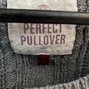 SO Perfect Pullover Sweater Knit Gray Fitted Photo 3