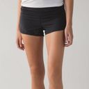 Lululemon Speed‎ Shorts with Reflective Dots Photo 5