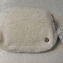 Lululemon  Everywhere Belt Bag Large 2L White Opal & Gold Plush Fleece NWT Photo 0