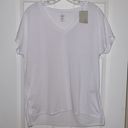 Sweaty Betty NWT  boyfriend V neck workout tee Photo 3