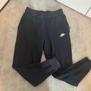 Nike Black Jogger Photo 0