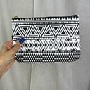 Forever 21 NWT Black White Geometric Print Pencil Pen Case Cosmetic Bag Gold Zipper Pouch Photo 1