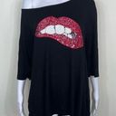 Magic  MK Sequined Lips Off The Shoulder Tee Photo 0