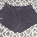 Lululemon Hotty Hot Short 2.5” Photo 1