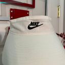 Nike Sports Visor Photo 2