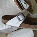 Birkenstock White thong buckle sandals for women, size 9 Photo 4