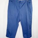 L.L.Bean  Classic Fit Blue Straight Leg Capri Pants Women's Size 18 Petite 18P Photo 0