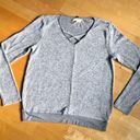 cupio  Crisscross X V-neck Lightweight Soft Sweater, Gray Heather, Size S Photo 11