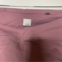 Vuori  Women's Stride Legging in chest sz S Photo 6