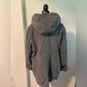 London Fog EUC  Grey Zip Up Winter Coat with 2 pockets and hood size 1X Photo 3