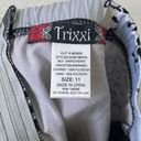 Trixxi  Silver & Black Floral Satin Tie Waist Strapless Formal Dress Size 11/12 Photo 3