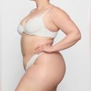 SKIMS  FITS EVERYBODY LACE UNDERWIRE BRA NWT - MARBLE white size 42D NWT Photo 5