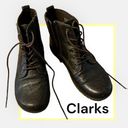 Clarks  Leather Women's Distressed Brown Wedge Lace Up Ankle Boots Size 7 Leather Photo 2