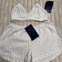 Brandy Melville Tulip Set Photo 0