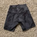 Lululemon Align 6” shorts size 4 Photo 2