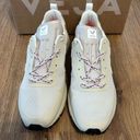 VEJA  Beige walking lace up low top shoes sneakers women’s 7 new Photo 3