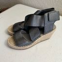 Eileen Fisher  Willow Wedge Espadrille Women’s Size 5.5 Leather Sandals metallic Photo 8