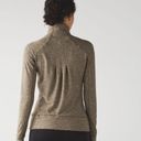 Lululemon  Rush Hour 1/2 Zip Sweatshirt Women Size 10 Heathered Military Green Photo 4