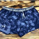 Under Armour Shorts Photo 0